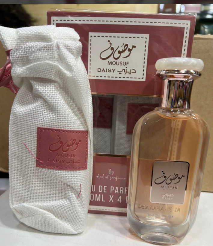 عطر ادوپرفیوم زنانه ارض الزعفران موصوف دیزی حجم ۱۰۰ میل